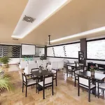 فندق Aluasoul (adults Only) أذيخي